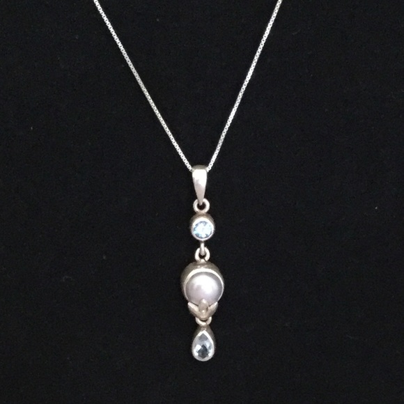 Nepal Pendant with Italian Silver Chain - Picture 2 of 5